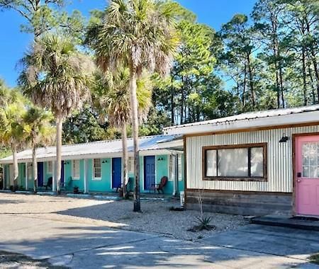 The Panacea Motel Экстерьер фото